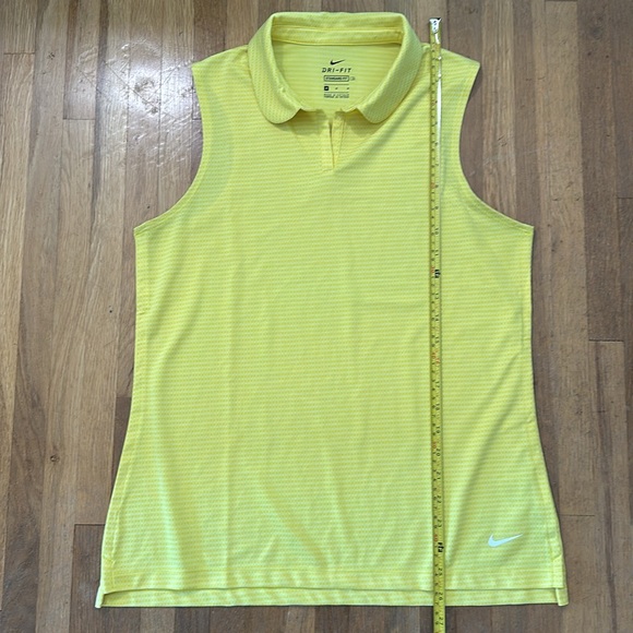 *last chance* Nike | Women’’s dri-ft collared, sleeveless top - Picture 7 of 16
